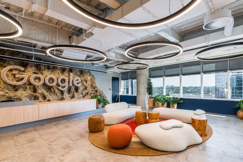 large_Google_inaugura_novo_escritorio_em_Sao_Paulo_38080c72e9 Programas de Talentos do Google Brasil 2026: Oportunidades Reais para Iniciar sua Carreira em uma das Maiores Empresas de Tecnologia do Mundo