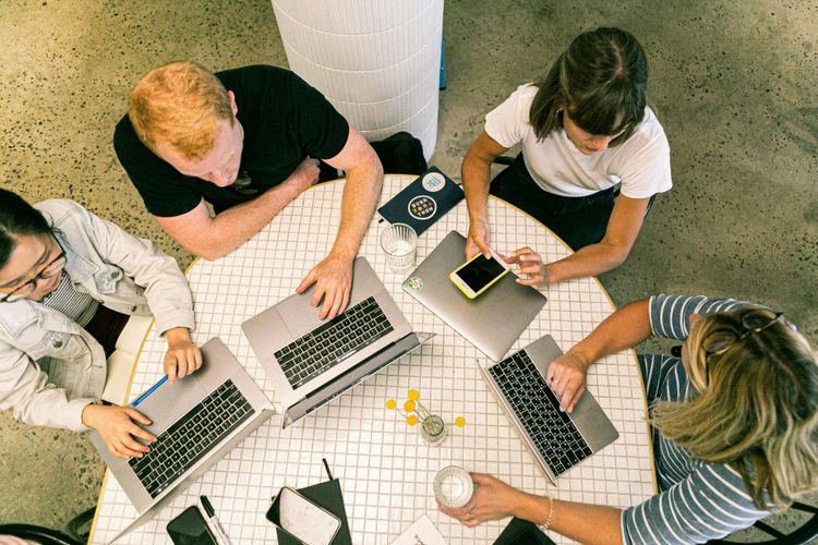 De hype a receita: startups brasileiras mostram como monetizar com IA
