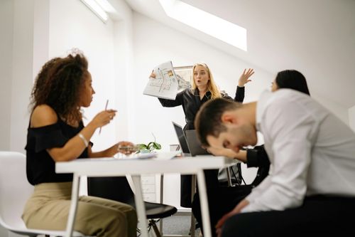 Mortas pelo Excesso: o novo risco das empresas