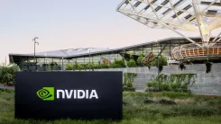 Nvidia vira o jogo: resultados explodem, humilham previsões e acendem um novo rally global em tecnologia