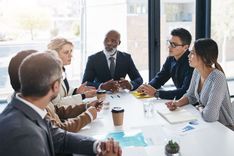 Overboarding: Entenda o Movimento Que Pode Gerar Problemas para Empresas
